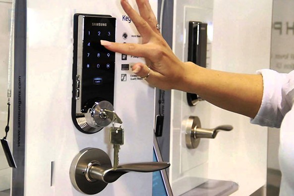 Dịch vụ sửa khóa vân tay uy tín, chuyên nghiệp hàng đầu TP.HCM