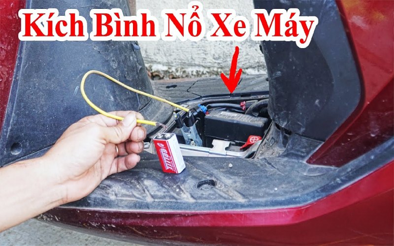 Ắc quy hết điện là nỗi lo thường gặp của nhiều người đi xe máy