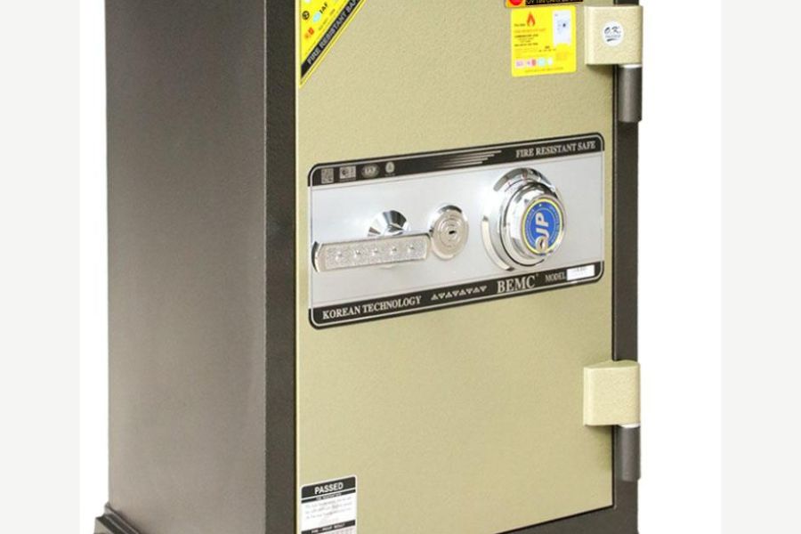 Mở két sắt Việt Tiệp 3 số nhanh chóng, đơn giản và an toàn, không lo mất mã hay hư hỏng khóa.