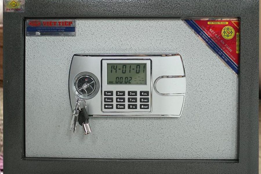 Hướng dẫn mở két sắt điện tử Việt Tiệp nhanh chóng, đơn giản và an toàn tại nhà.