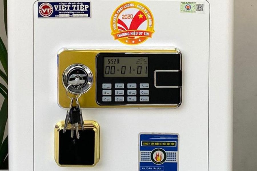 Mở két sắt vân tay Việt Tiệp chuẩn kỹ thuật thao tác nhanh, nhận diện chính xác và bảo mật tuyệt đối.