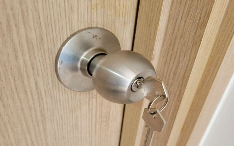 Chìa không thể xoay để mở ổ khóa tròn cũng là lỗi phổ biến